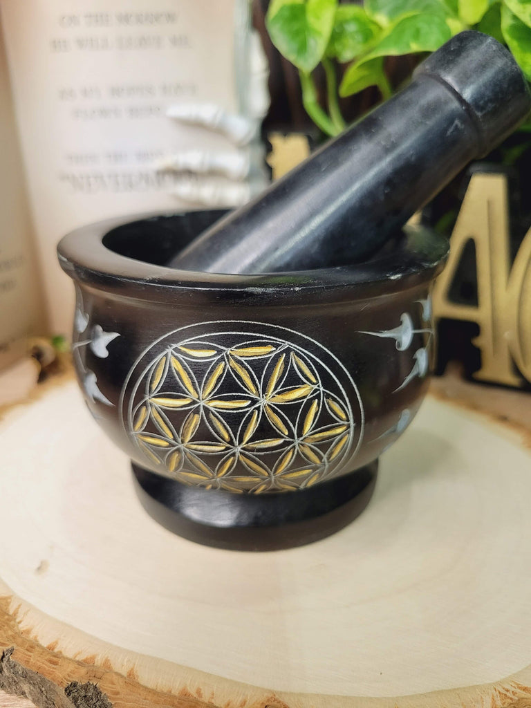 Flower of Life Black Mortar and Pestle, Flower of Life Soapstone Herb Grinder Handmade Mortar