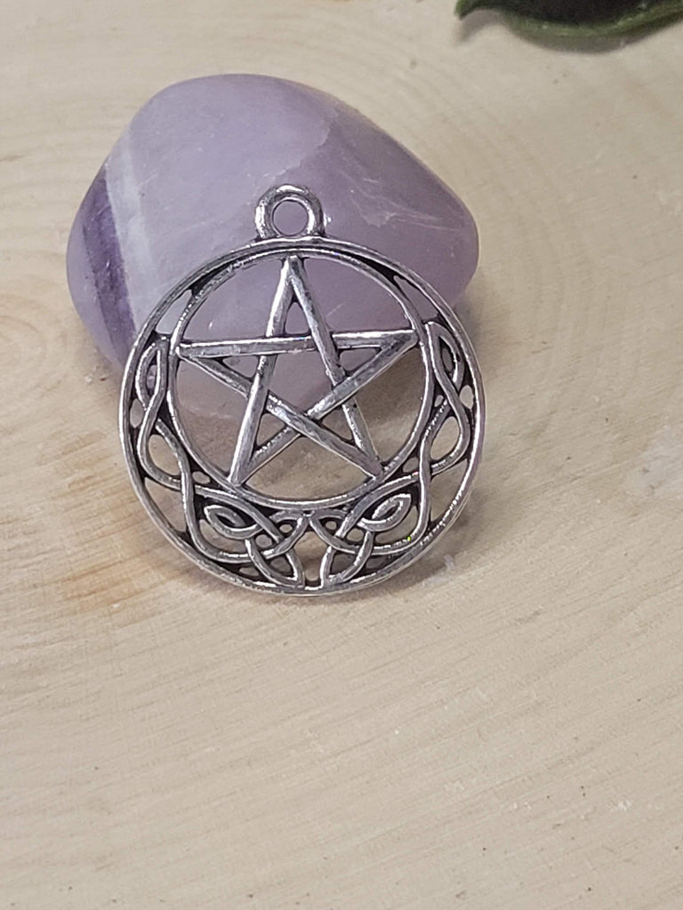 Witches Knot Pentagram Necklace, Protection Charm Necklace, Witches Necklace, Pentagram Protection Necklace