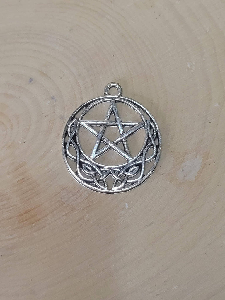 Witches Knot Pentagram Necklace, Protection Charm Necklace, Witches Necklace, Pentagram Protection Necklace