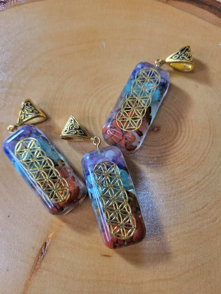 Rectangle Spiritual Charms, with Natural Gemstones Chips inside, Flower of Life Pattern Flat Round Epoxy Resin Pendants