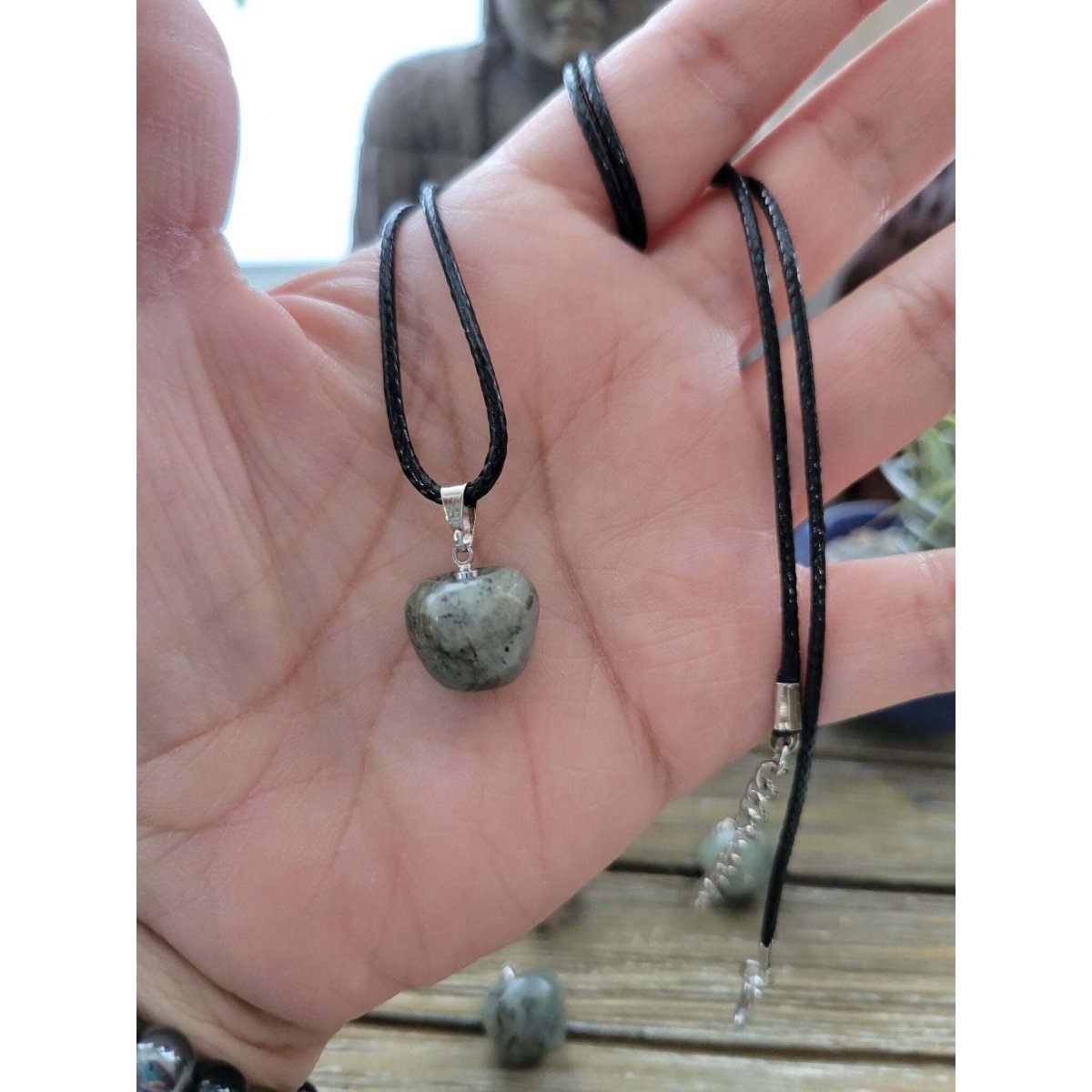 KISSPAT Labradorite Necklace Wire Wrap Pendant Healing Gemstone Palm Stone  Moonstone Healing Stone Pendant Necklace for Men Women - Yahoo Shopping