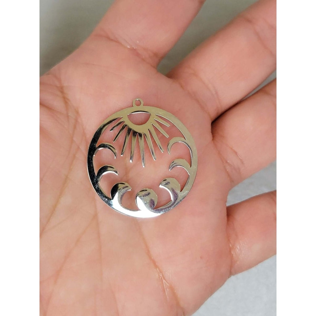 Round Sun and Moon Phases Pendants Jewelry making Sun Moon Charms -Charms & Pendants