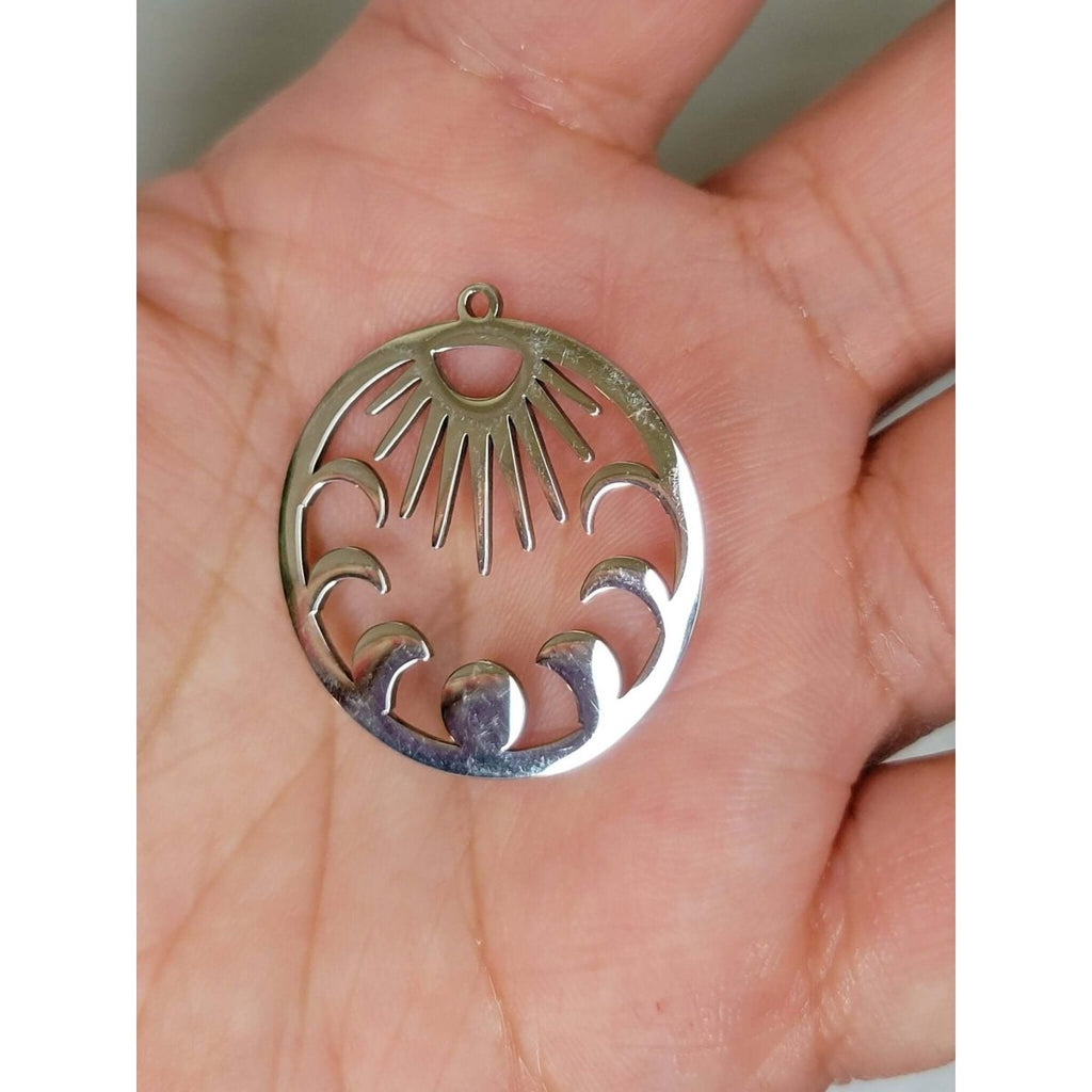 Round Sun and Moon Phases Pendants Jewelry making Sun Moon Charms -Charms & Pendants