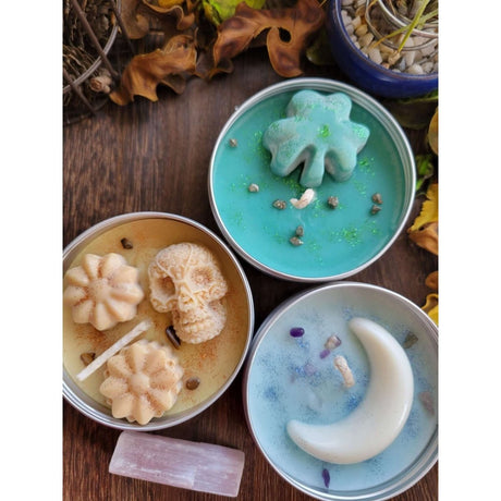 Soy Candles with Crystal chips ,Aromatherapy, 4oz/Candle - Handmade Tin Jar -
